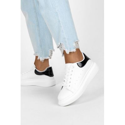 Białe sneakersy na platformie damskie buty sportowe sznurowane Casu BL373P-38 Białe sneakersy na platformie damskie buty sportowe sznurowane Casu BL373P-38