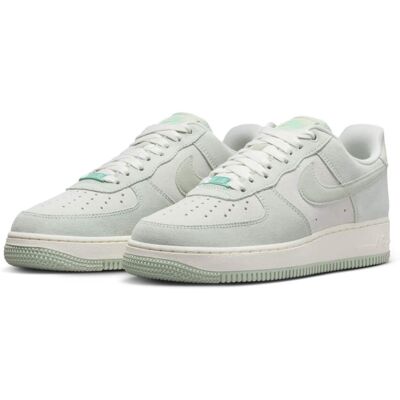Nike HQ1497-099 Spruce Aura Sneakers - Casual, Unisex, Skóra Nike HQ1497-099 Spruce Aura Sneakers - Casual, Unisex, Skóra