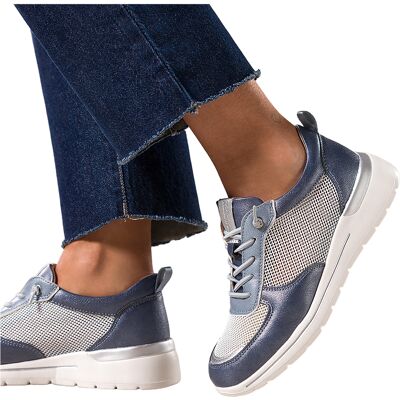 Niebieskie Sneakersy Damskie Buty Sportowe Z Siateczką Na Platformie Elastyczne Sznurówki Jasnoniebieskie Wstawki Carla Hz8981-6-40 Niebieskie Sneakersy Damskie Buty Sportowe Z Siateczką Na Platformie Elastyczne Sznurówki Jasnoniebieskie Wstawki Carla Hz8981-6-40