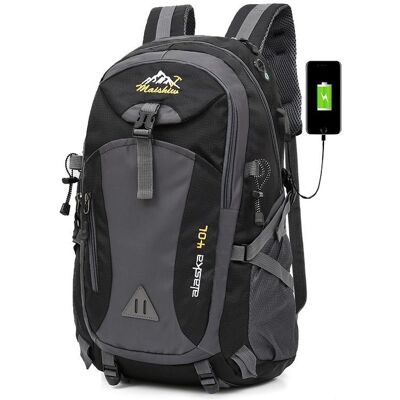 R70 Plecak turystyczny trekkingowy Alaska 40L czarny R70 Plecak turystyczny trekkingowy Alaska 40L czarny