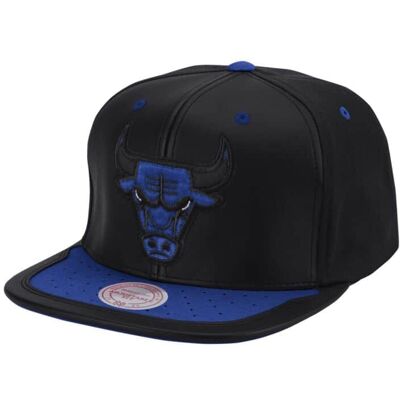 Czapka Z Daszkiem Mitchell & Ness Day One Snapback Chicago Bulls Czapka Z Daszkiem Mitchell & Ness Day One Snapback Chicago Bulls