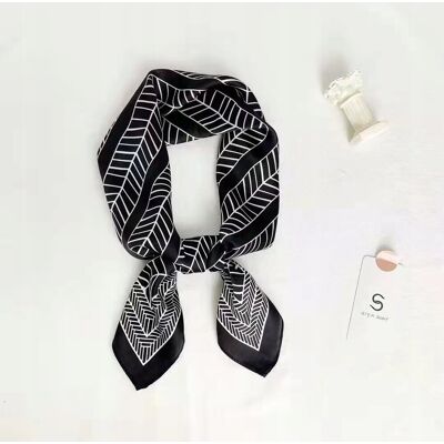 Carla damska APASZKA elegancka CHUSTA jak jedwab SZAL szykowny dla Pani 70cmx70cm Carla damska APASZKA elegancka CHUSTA jak jedwab SZAL szykowny dla Pani 70cmx70cm