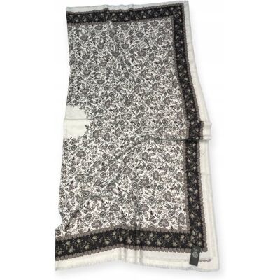 inna (Inny) Elegancka chusta/szal damski VINCE CAMUTO inna (Inny) Elegancka chusta/szal damski VINCE CAMUTO