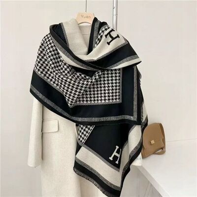 Carla Elegancki Damski Szal Na Zimę Ciepły Szalik Szykowny 180x66 Beżowo-Czarny Carla Elegancki Damski Szal Na Zimę Ciepły Szalik Szykowny 180x66 Beżowo-Czarny