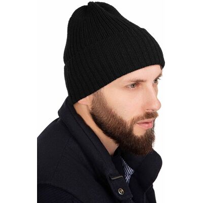 Męska czapka zimowa czarna Ambra r.56/60 Męska czapka zimowa czarna Ambra r.56/60