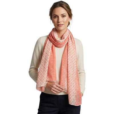 Szal damski Guess długi z wiskozy koralowy 180 cm Szal damski Guess długi z wiskozy koralowy 180 cm