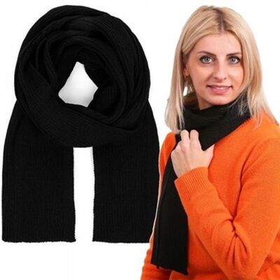 Inny producent Szalik damski D.Moschino czarny elegancki Inny producent Szalik damski D.Moschino czarny elegancki