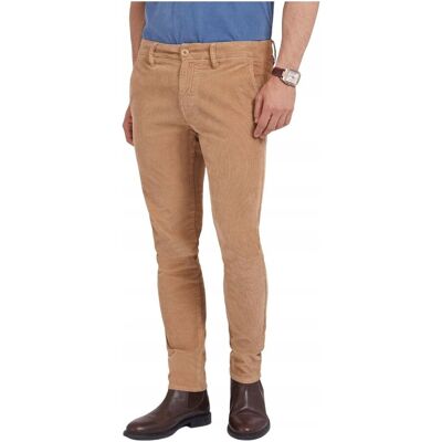 Inny producent GUESS CASUAL MĘSKIE SPODNIE SZTRUKSOWE W KOLORZE BRĄZOWYM 40/32 GGA Inny producent GUESS CASUAL MĘSKIE SPODNIE SZTRUKSOWE W KOLORZE BRĄZOWYM 40/32 GGA
