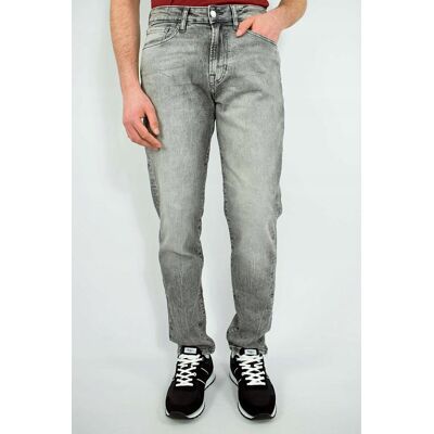 JEANSY MĘSKIE GUESS M1RA37 D4BA1 SZARE - Pants: 38/30 JEANSY MĘSKIE GUESS M1RA37 D4BA1 SZARE - Pants: 38/30