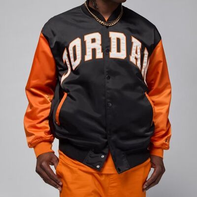 Kurtka bejsbolówka Air Jordan Brooklyn Men's Collegiate Varsity Jacket - HV0099-011-M Kurtka bejsbolówka Air Jordan Brooklyn Men's Collegiate Varsity Jacket - HV0099-011-M
