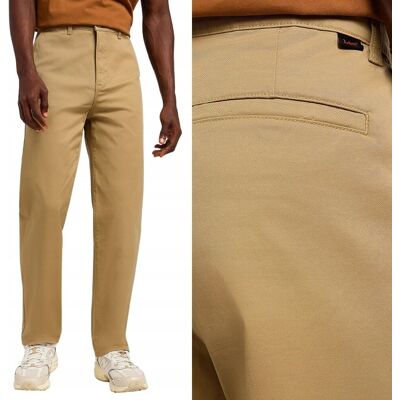 Lee RELAXED CHINO Clay Chetopa Twill LUŹNE BRĄZOWE CHINOSY W33 L32 Lee RELAXED CHINO Clay Chetopa Twill LUŹNE BRĄZOWE CHINOSY W33 L32