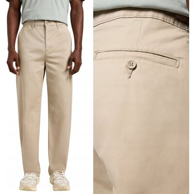 Lee RELAXED CHINO Stone Chetopa Twill LUŹNE BEŻOWE CHINOSY W32 L32 Lee RELAXED CHINO Stone Chetopa Twill LUŹNE BEŻOWE CHINOSY W32 L32