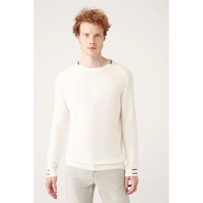 Inny producent MĘSKI SWETER WISKOZOWY BEZ WZORU Z OKRĄGŁYM DEKOLTEM M 5GA* Inny producent MĘSKI SWETER WISKOZOWY BEZ WZORU Z OKRĄGŁYM DEKOLTEM M 5GA*