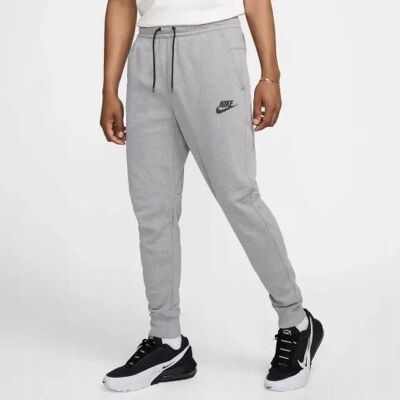 Nike spodnie dresowe męskie Tech Essentials DD5293-002 r. M Nike spodnie dresowe męskie Tech Essentials DD5293-002 r. M
