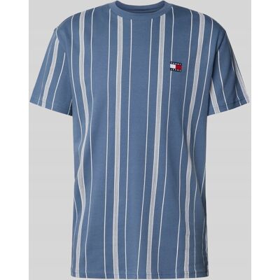 Tommy Hilfiger T-shirt męski Tommy Jeans Vert Stripes DM0DM21939 0A4 r.XS Tommy Hilfiger T-shirt męski Tommy Jeans Vert Stripes DM0DM21939 0A4 r.XS