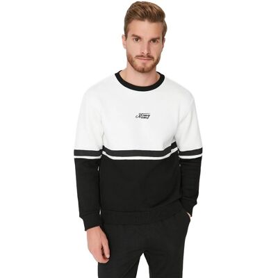 TRENDYOL MAN BLUZA MĘSKA W KOLORZE BIAŁO CZARNYM XXL 5DA TRENDYOL MAN BLUZA MĘSKA W KOLORZE BIAŁO CZARNYM XXL 5DA