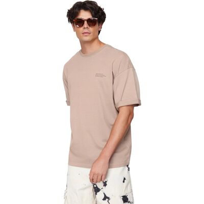 Inny producent TRENDYOL MAN T-SHIRT MĘSKI BEŻOWY Z OKRĄGŁYM DEKOLTEM I NADRUKIEM XS 5DA Inny producent TRENDYOL MAN T-SHIRT MĘSKI BEŻOWY Z OKRĄGŁYM DEKOLTEM I NADRUKIEM XS 5DA
