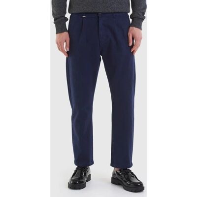 Inny producent UNITED COLORS OF BENETTON GRANATOWE CASUAL CHINOSY NA CO DZIEŃ 33 7CA Inny producent UNITED COLORS OF BENETTON GRANATOWE CASUAL CHINOSY NA CO DZIEŃ 33 7CA