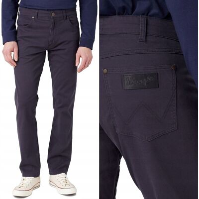 Wrangler GREENSBORO Dark Navy GRANATOWE MATERIAŁOWE PROSTE SPODNIE W30 L32 Wrangler GREENSBORO Dark Navy GRANATOWE MATERIAŁOWE PROSTE SPODNIE W30 L32