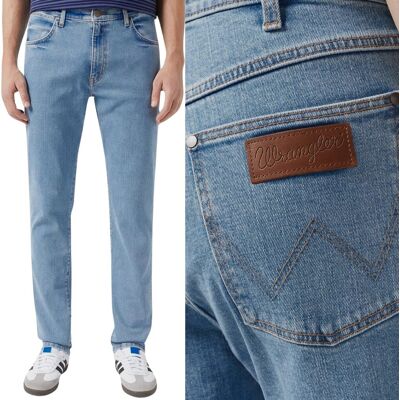 Wrangler LARSTON SLIM Stride DOPASOWANE SPODNIE JEANSOWE BLUE DżINS W34 L32 Wrangler LARSTON SLIM Stride DOPASOWANE SPODNIE JEANSOWE BLUE DżINS W34 L32