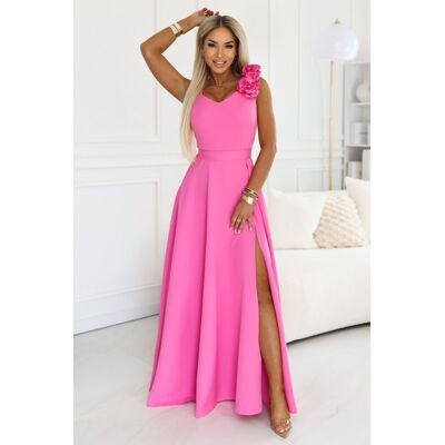 Numoco 643-6 Elegancka wieczorowa suknia maxi z rozcięciem i różami - cukierkowy róż - XS Numoco 643-6 Elegancka wieczorowa suknia maxi z rozcięciem i różami - cukierkowy róż - XS