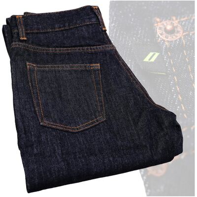 DKNY NOWE DAMSKIE SPODNIE JEANS BOOTCUT Made in Italy 21004003AE W26 L32 DKNY NOWE DAMSKIE SPODNIE JEANS BOOTCUT Made in Italy 21004003AE W26 L32