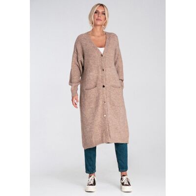 Długi damski kardigan na guziki z dekoltem V i kieszeniami za kolano Figl oversize casual - M1237, brązowy, XL Długi damski kardigan na guziki z dekoltem V i kieszeniami za kolano Figl oversize casual - M1237, brązowy, XL