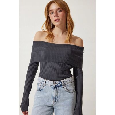Inny producent DOPASOWANY SWETER DAMSKI Z DEKOLTEM HISZPANKA W PRĄŻKI S/M 5GA* Inny producent DOPASOWANY SWETER DAMSKI Z DEKOLTEM HISZPANKA W PRĄŻKI S/M 5GA*