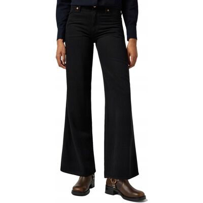 Jeansy Wrangler World Wide 112356420 Midnight Ride W 28 / L 30 Jeansy Wrangler World Wide 112356420 Midnight Ride W 28 / L 30