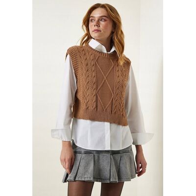 Inny producent SWETER DAMSKI BEŻOWY BEZ RĘKAWÓW WARKOCZE KRÓTKI S/M 5GA* Inny producent SWETER DAMSKI BEŻOWY BEZ RĘKAWÓW WARKOCZE KRÓTKI S/M 5GA*