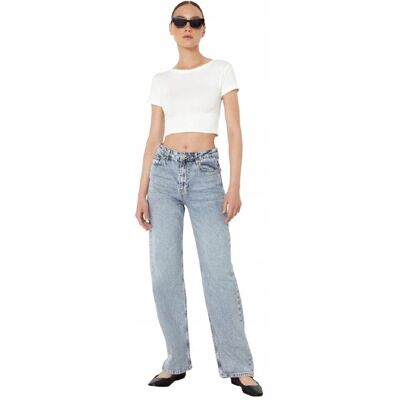 TRENDYOL DAMSKIE JEANSY NIEBIESKIE PROSTE BASIC 42 5AA TRENDYOL DAMSKIE JEANSY NIEBIESKIE PROSTE BASIC 42 5AA