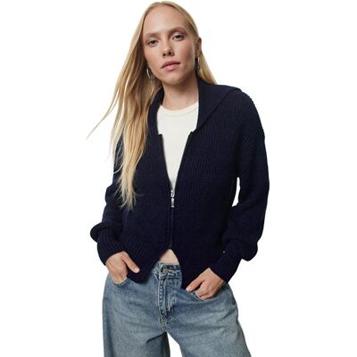 Inny producent TRENDYOL GRANATOWY SWETER ROZPINANY Z KAPTUREM ZAMEK DOPASOWANY S 5EA* Inny producent TRENDYOL GRANATOWY SWETER ROZPINANY Z KAPTUREM ZAMEK DOPASOWANY S 5EA*