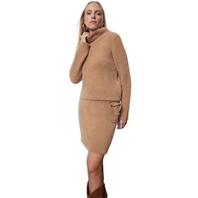 Inny producent TRENDYOL KOMPLET DAMSKI SWETER I SPÓDNICA Z FALBANĄ BEŻOWY S 5EA* Inny producent TRENDYOL KOMPLET DAMSKI SWETER I SPÓDNICA Z FALBANĄ BEŻOWY S 5EA*
