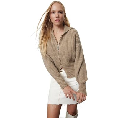 Inny producent TRENDYOL SWETER DAMSKI BEŻOWY Z ZAMKIEM I KOLNIERZYKIEM S 5EA* Inny producent TRENDYOL SWETER DAMSKI BEŻOWY Z ZAMKIEM I KOLNIERZYKIEM S 5EA*