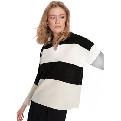 Inny producent TRENDYOL SWETER DAMSKI W PASKI Z KOŁNIERZYKIEM I DŁUGIM RĘKAWEM S 5EA* Inny producent TRENDYOL SWETER DAMSKI W PASKI Z KOŁNIERZYKIEM I DŁUGIM RĘKAWEM S 5EA*