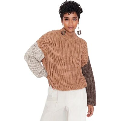 Inny producent TRENDYOL SWETER DAMSKI Z GOLFEM W PASKI KOLOROWE RĘKAWY S 5EA* Inny producent TRENDYOL SWETER DAMSKI Z GOLFEM W PASKI KOLOROWE RĘKAWY S 5EA*
