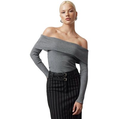 Inny producent TRENDYOL SZARY SWETER DAMSKI Z ODKRYTYMI RAMIONAMI I DŁUGIM RĘKAWEM S 5EA* Inny producent TRENDYOL SZARY SWETER DAMSKI Z ODKRYTYMI RAMIONAMI I DŁUGIM RĘKAWEM S 5EA*