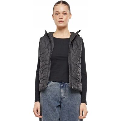 Inny producent URBAN CLASSICS CZARNA KAMIZELKA PIKOWANA Z KAPTUREM PLUS SIZE 5XL J7A Inny producent URBAN CLASSICS CZARNA KAMIZELKA PIKOWANA Z KAPTUREM PLUS SIZE 5XL J7A