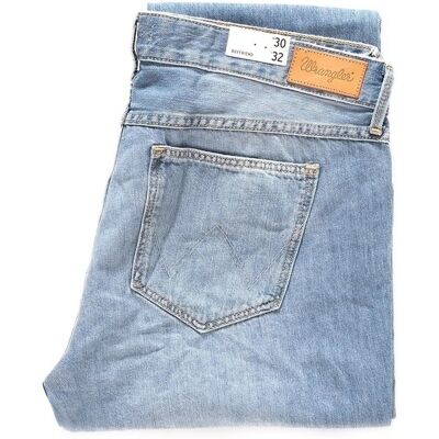 Wrangler Spodnie damskie, Boyfriend Feel Summer W27Mlk85X, rozmiar W30 L32 Wrangler Spodnie damskie, Boyfriend Feel Summer W27Mlk85X, rozmiar W30 L32