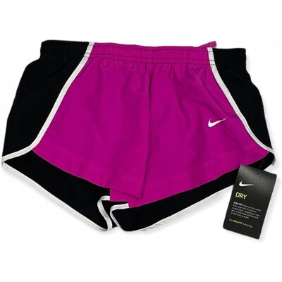 Krótkie spodenki dziewczęce NIKE S 5/6 lat Krótkie spodenki dziewczęce NIKE S 5/6 lat