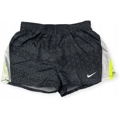 inna (Inny) Krótkie spodenki sportowe chłopięce Nike XS 3-4 lata inna (Inny) Krótkie spodenki sportowe chłopięce Nike XS 3-4 lata