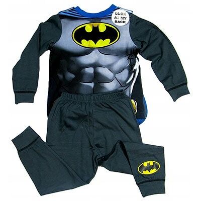 TDP Textiles Piżamka Piżama Batman + Pelerynka Bat05 (Roz.128) TDP Textiles Piżamka Piżama Batman + Pelerynka Bat05 (Roz.128)