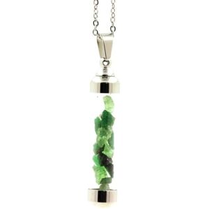 Inny producent Kamienie i minerały. Naszyjnik z surowego granatu Tsavorite. Model z rurką 50 mm. Inny producent Kamienie i minerały. Naszyjnik z surowego granatu Tsavorite. Model z rurką 50 mm.