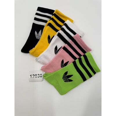 Długie skarpety ADIDAS rozmiar 39-42 pięć par (12030 w4 Długie skarpety ADIDAS rozmiar 39-42 pięć par (12030 w4