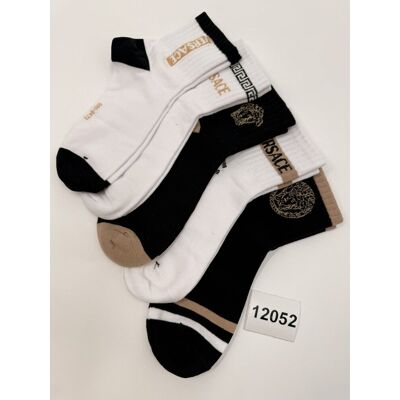 Męskie skarpety VERSACE rozmiar 42-46 pięć par (12052w9 Męskie skarpety VERSACE rozmiar 42-46 pięć par (12052w9