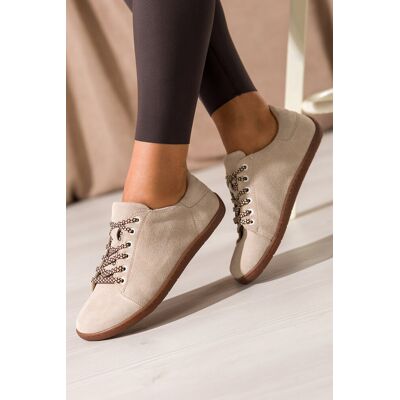 Beżowe Buty Barefoot Skórzane Zamszowe Damskie Szerokie Na Elastycznej Płaskiej Podeszwie Sznurowane Produkt Polski Casu N1120-40 Beżowe Buty Barefoot Skórzane Zamszowe Damskie Szerokie Na Elastycznej Płaskiej Podeszwie Sznurowane Produkt Polski Casu N1120-40