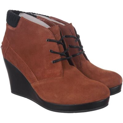 Buty Lacoste Leren 5 SRW damskie sportowe botki skórzane zamszowe na koturnie-40 1/2 Buty Lacoste Leren 5 SRW damskie sportowe botki skórzane zamszowe na koturnie-40 1/2