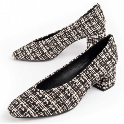 Buty na obcasie Montevita Nussia w kolorze czarnym Buty na obcasie Montevita Nussia w kolorze czarnym
