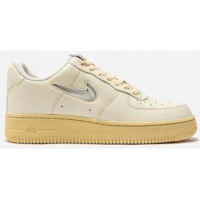 Buty sportowe Nike Air Force 1 07 LX r. 45 Buty sportowe Nike Air Force 1 07 LX r. 45