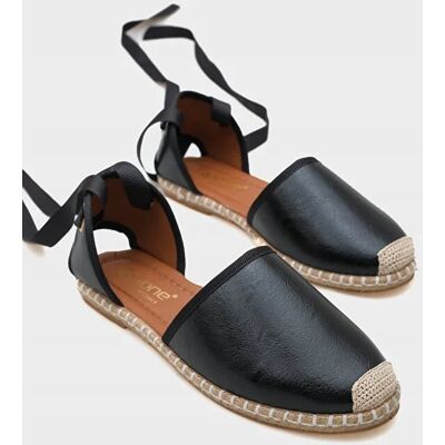 Inny producent CZARNE ESPADRYLE DAMSKIE Z WIĄZANIEM NA KOSTCE SKÓRA SZTUCZNA 40 5GA* Inny producent CZARNE ESPADRYLE DAMSKIE Z WIĄZANIEM NA KOSTCE SKÓRA SZTUCZNA 40 5GA*